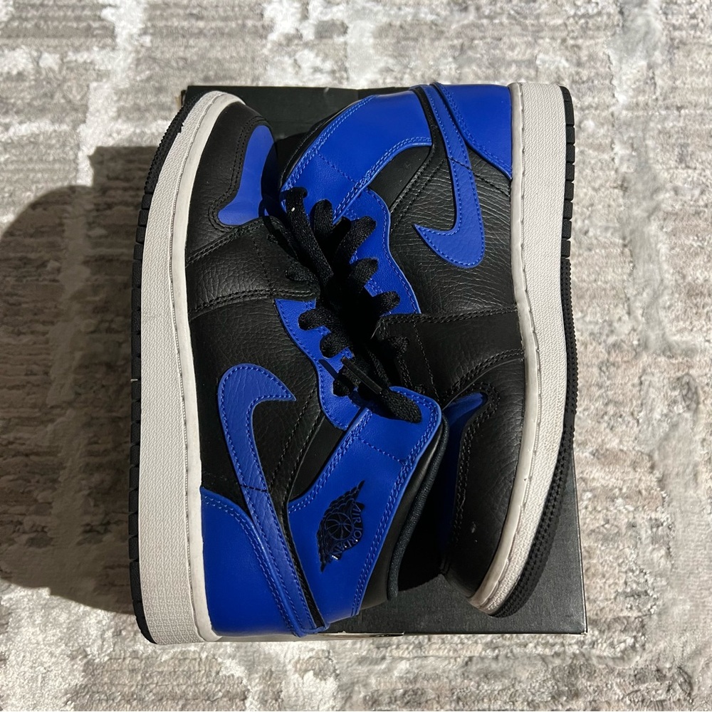 Air Jordan 1 Mid